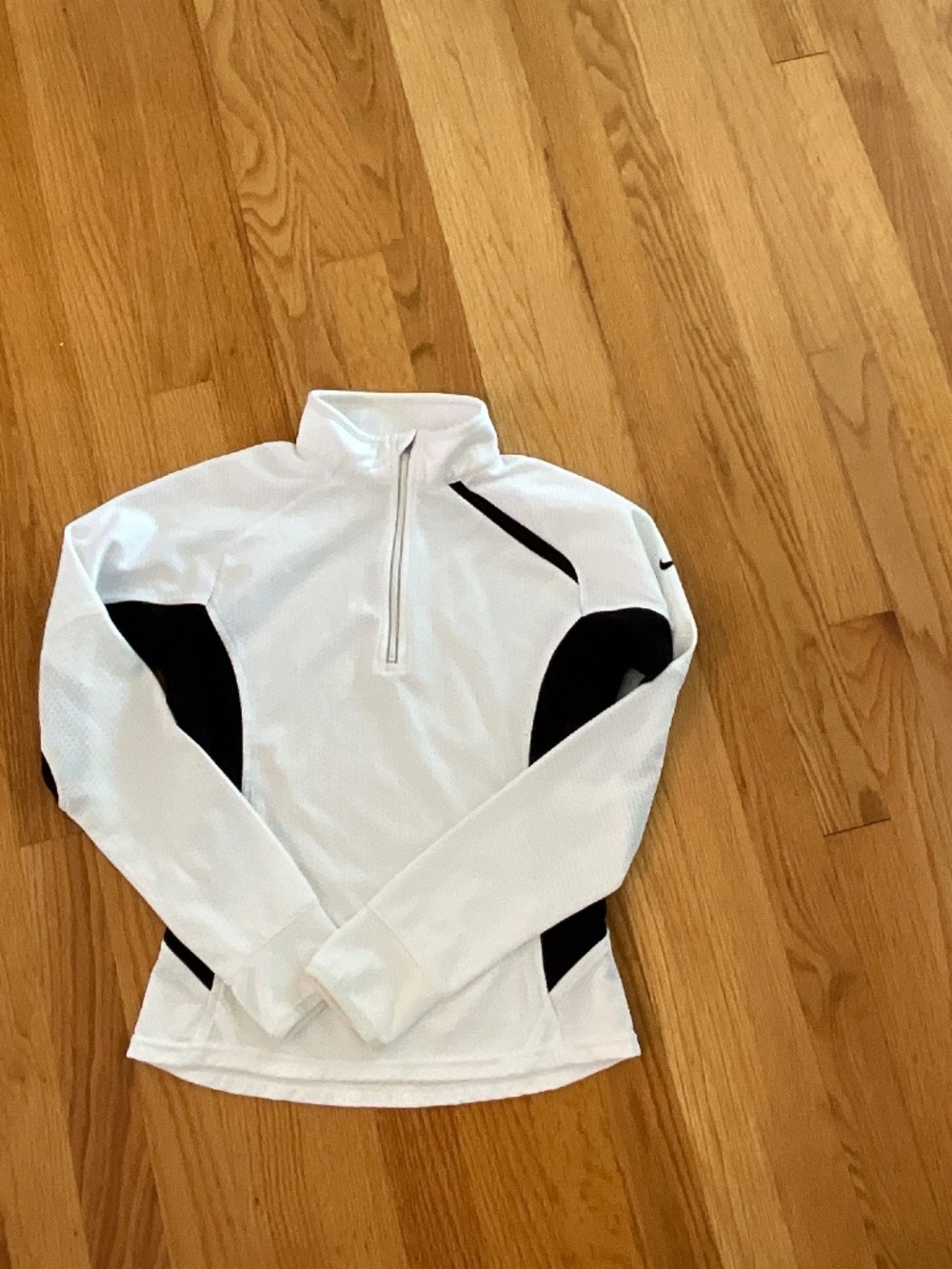 NIKE Sphere Dry 1/4 zip long sleeve Top